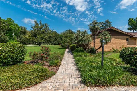 House in Ocala, Florida 5 bedrooms, 382.48 sq.m. № 1751950 - photo 7