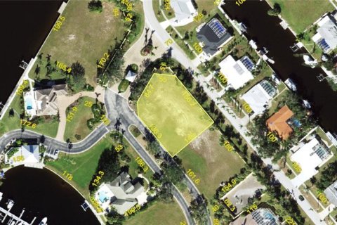 Terreno en venta en Port Charlotte, Florida № 1879731 - foto 3