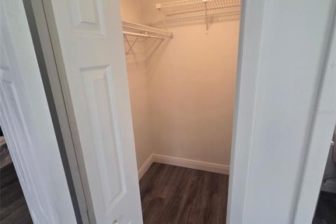 Casa en alquiler en DeLand, Florida, 3 dormitorios, 91.42 m2 № 1905395 - foto 13