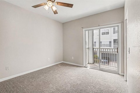 Condo in Orlando, Florida, 3 bedrooms № 2224654 - photo 14