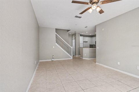 Condo in Orlando, Florida, 3 bedrooms № 2224654 - photo 4
