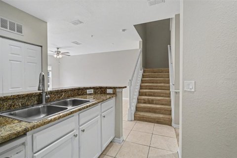 Condo in Orlando, Florida, 3 bedrooms № 2224654 - photo 25