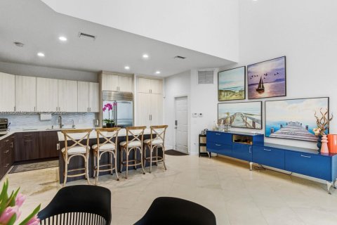 House in Sunny Isles Beach, Florida 5 bedrooms, 305.74 sq.m. № 2011785 - photo 22