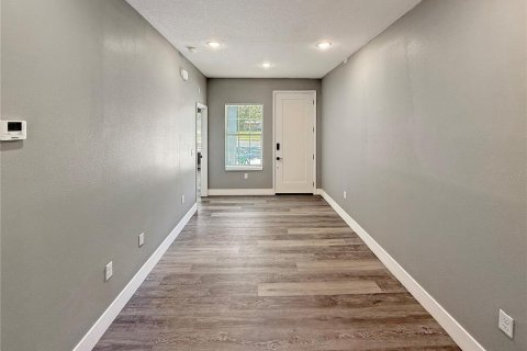Apartamento en alquiler en Lake Wales, Florida, 3 dormitorios, 93.37 m2 № 2231581 - foto 7
