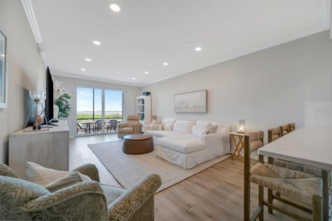 Condo in Bradenton, Florida, 2 bedrooms № 2214929 - photo 2
