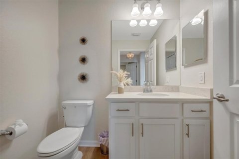 Condo in Bradenton, Florida, 2 bedrooms № 2214929 - photo 29
