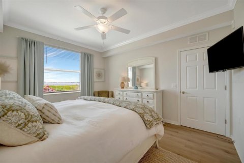 Condo in Bradenton, Florida, 2 bedrooms № 2214929 - photo 18