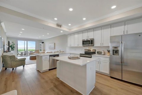Condo in Bradenton, Florida, 2 bedrooms № 2214929 - photo 5