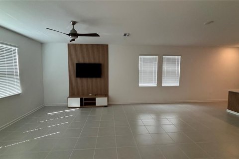 Villa ou maison à louer à Apopka, Floride: 3 chambres, 166.76 m2 № 2431123 - photo 12