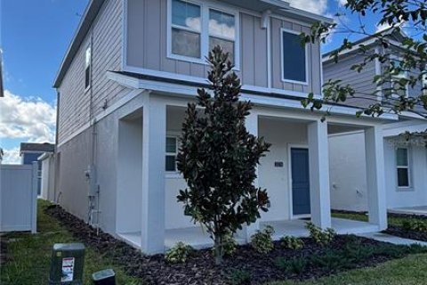 Villa ou maison à louer à Apopka, Floride: 3 chambres, 166.76 m2 № 2431123 - photo 3