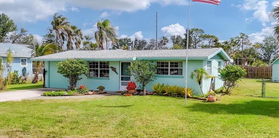 House in Englewood, Florida 2 bedrooms, 92.81 sq.m. № 1527720