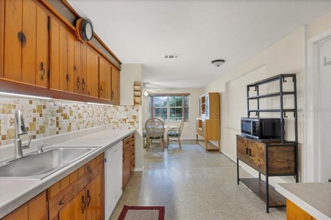 House in Englewood, Florida 2 bedrooms, 92.81 sq.m. № 1527720 - photo 7