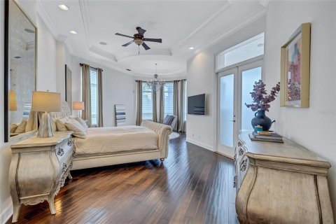 Villa ou maison à vendre à Tampa, Floride: 5 chambres, 460.98 m2 № 2221784 - photo 23