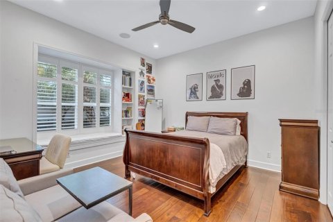 Villa ou maison à vendre à Tampa, Floride: 5 chambres, 460.98 m2 № 2221784 - photo 30