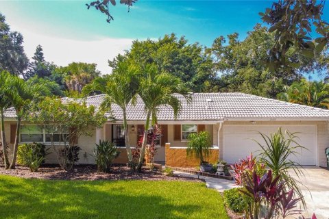 Villa ou maison à vendre à Largo, Floride: 3 chambres, 136.47 m2 № 1910193 - photo 1