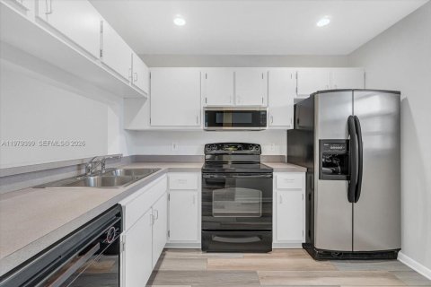 Condo in Boca Raton, Florida, 2 bedrooms  № 2043295 - photo 6