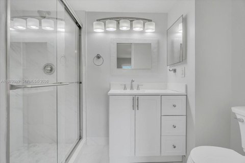 Condo in Boca Raton, Florida, 2 bedrooms  № 2043295 - photo 11