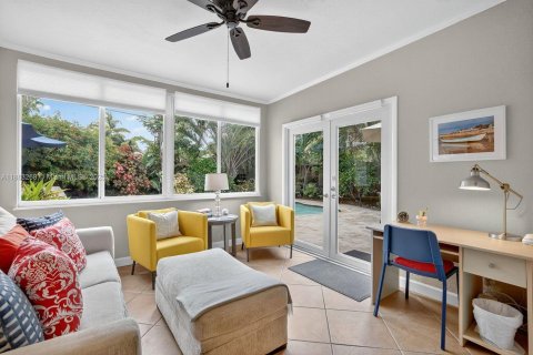 House in Oakland Park, Florida 2 bedrooms, 108.32 sq.m. № 1930673 - photo 8