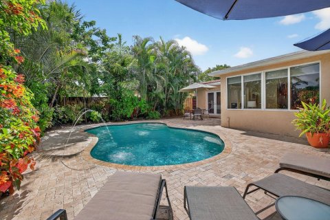 House in Oakland Park, Florida 2 bedrooms, 108.32 sq.m. № 1930673 - photo 6