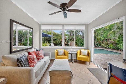 House in Oakland Park, Florida 2 bedrooms, 108.32 sq.m. № 1930673 - photo 10