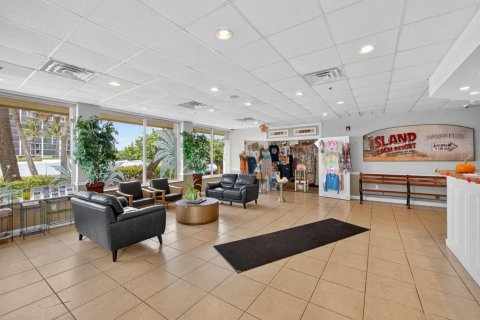 Condo in Jensen Beach, Florida, 1 bedroom  № 2180240 - photo 13