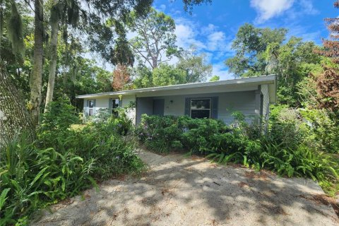 Villa ou maison à louer à New Smyrna Beach, Floride: 4 chambres, 114.64 m2 № 2386360 - photo 3