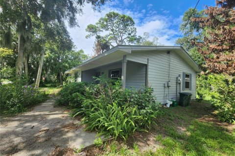 Villa ou maison à louer à New Smyrna Beach, Floride: 4 chambres, 114.64 m2 № 2386360 - photo 4