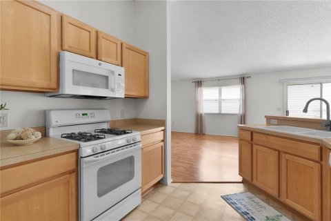 Casa en venta en The Villages, Florida, 2 dormitorios, 110.37 m2 № 1543249 - foto 18
