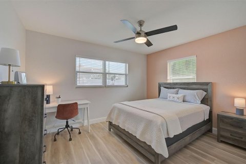 Casa en venta en Bradenton, Florida, 3 dormitorios, 138.98 m2 № 1870418 - foto 24