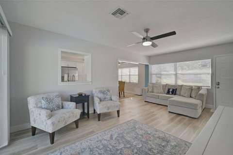 Casa en venta en Bradenton, Florida, 3 dormitorios, 138.98 m2 № 1870418 - foto 21