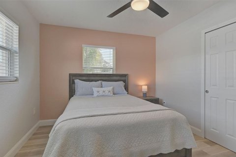 Casa en venta en Bradenton, Florida, 3 dormitorios, 138.98 m2 № 1870418 - foto 25