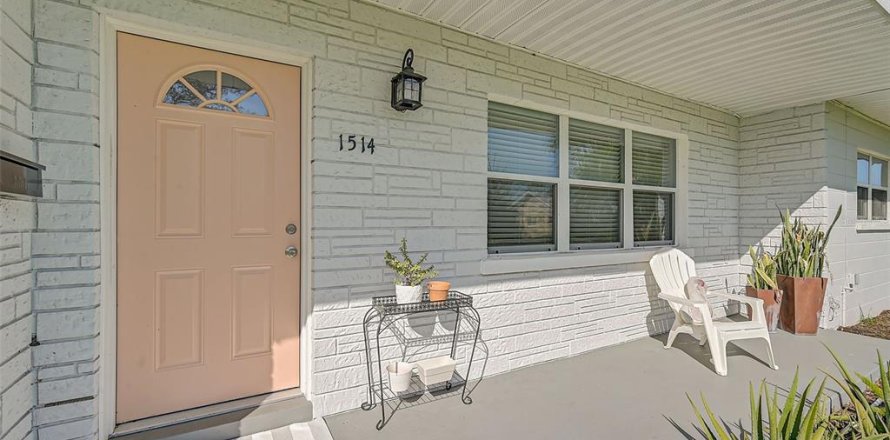Casa en Bradenton, Florida 3 dormitorios, 138.98 m2 № 1870418