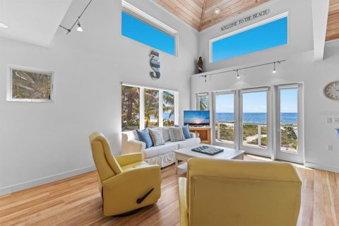 Villa ou maison à vendre à Holmes Beach, Floride: 8 chambres, 325.44 m2 № 1719186 - photo 11