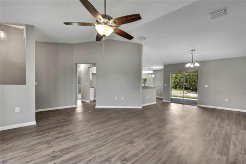 Casa en venta en Brooksville, Florida, 3 dormitorios, 154.78 m2 № 1902534 - foto 17