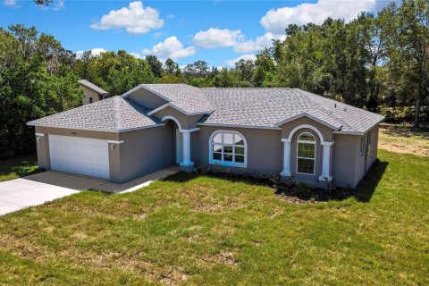Casa en venta en Brooksville, Florida, 3 dormitorios, 154.78 m2 № 1902534 - foto 1