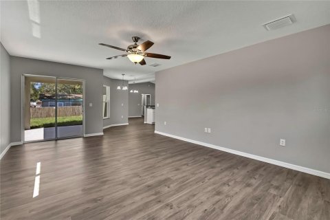 Casa en venta en Brooksville, Florida, 3 dormitorios, 154.78 m2 № 1902534 - foto 29