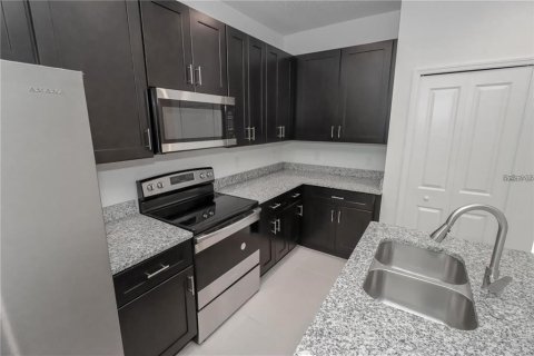 Casa en venta en Ocala, Florida, 4 dormitorios, 169.73 m2 № 1717005 - foto 9