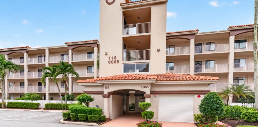 Condo à Delray Beach, Floride, 2 chambres  № 2402051