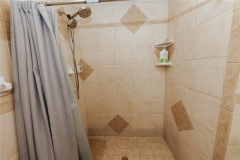 House in Bradenton, Florida 3 bedrooms, 128.76 sq.m. № 2134763 - photo 27