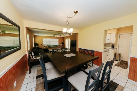 House in Bradenton, Florida 3 bedrooms, 128.76 sq.m. № 2134763 - photo 12