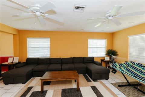House in Bradenton, Florida 3 bedrooms, 128.76 sq.m. № 2134763 - photo 8