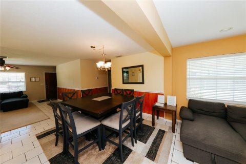 House in Bradenton, Florida 3 bedrooms, 128.76 sq.m. № 2134763 - photo 6