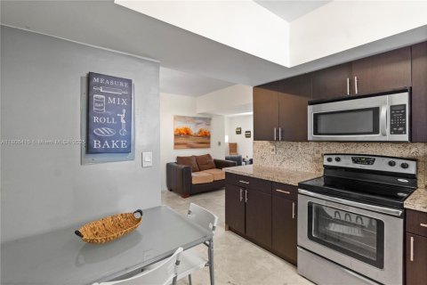 Copropriété à vendre à Aventura, Floride: 2 chambres, 124.4 m2 № 1748853 - photo 10
