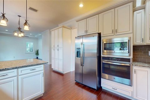 Villa ou maison à vendre à Tampa, Floride: 4 chambres, 249.54 m2 № 1677604 - photo 13
