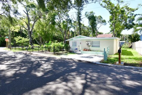 Villa ou maison à vendre à Seminole, Floride: 3 chambres, 139.07 m2 № 1787556 - photo 28