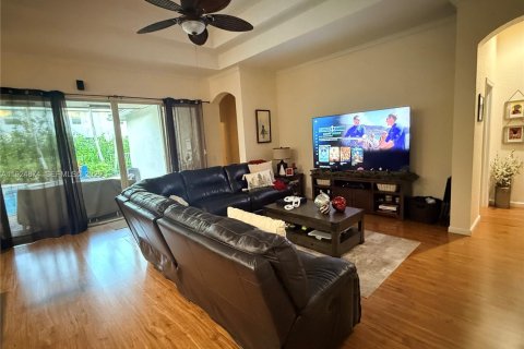 Villa ou maison à louer à Weston, Floride: 4 chambres, 202.53 m2 № 1983978 - photo 15