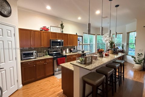 Villa ou maison à louer à Weston, Floride: 4 chambres, 202.53 m2 № 1983978 - photo 14