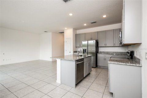 Casa en alquiler en Haines City, Florida, 3 dormitorios, 142.23 m2 № 1876828 - foto 6