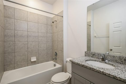 Casa en alquiler en Haines City, Florida, 3 dormitorios, 142.23 m2 № 1876828 - foto 9