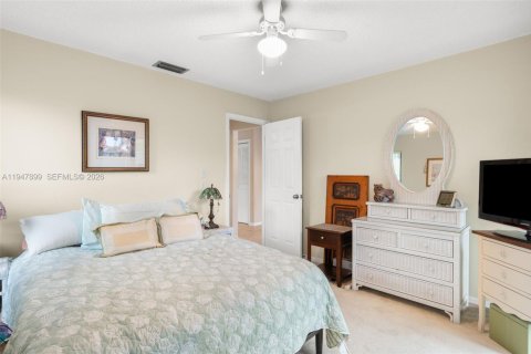 Villa ou maison à vendre à Hobe Sound, Floride: 2 chambres, 128.58 m2 № 2004623 - photo 19